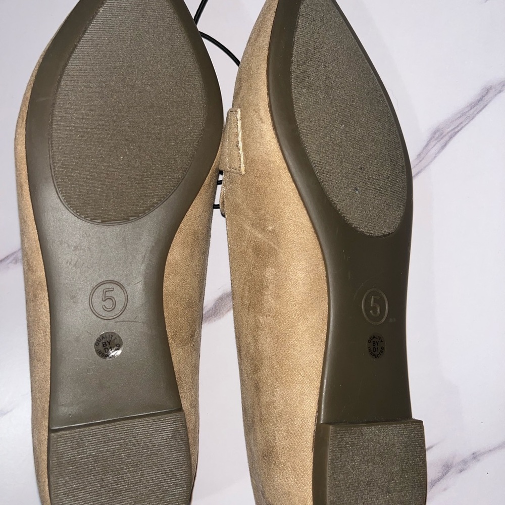 New flats free with bundle over $100